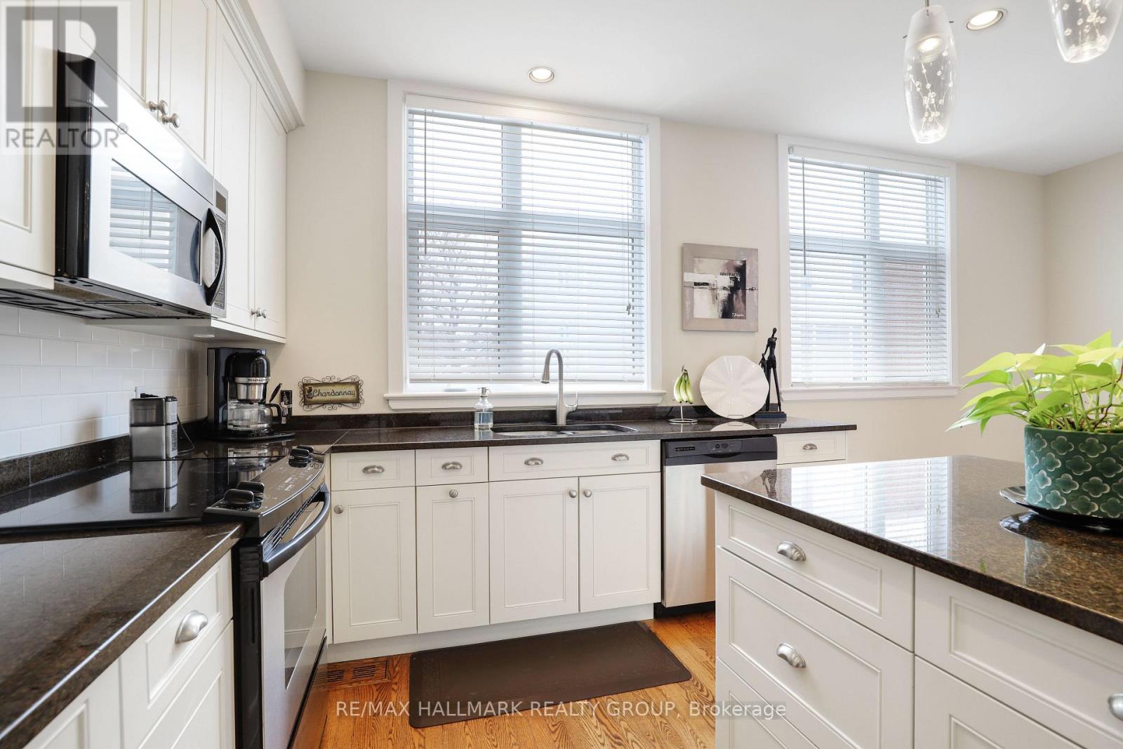 5 Nautica Private Private