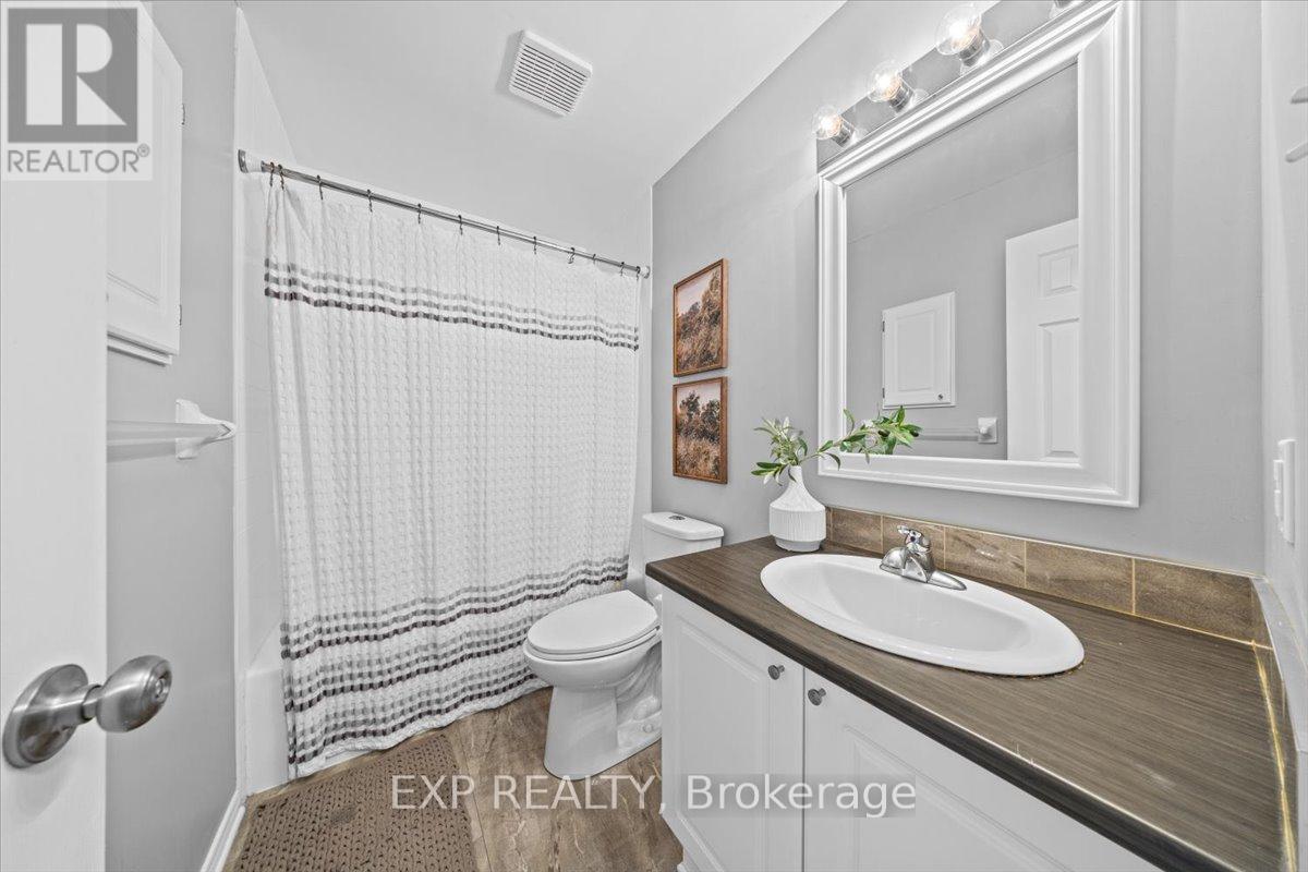 44 Coralbell Private