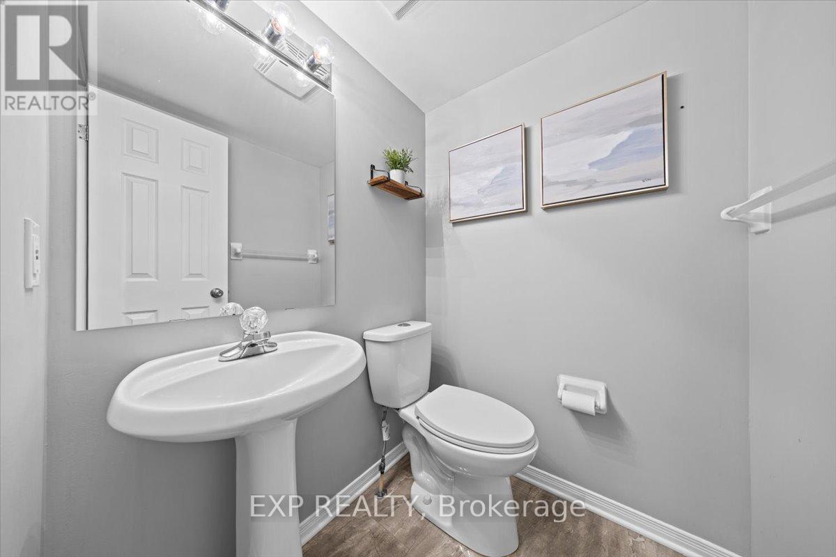 44 Coralbell Private