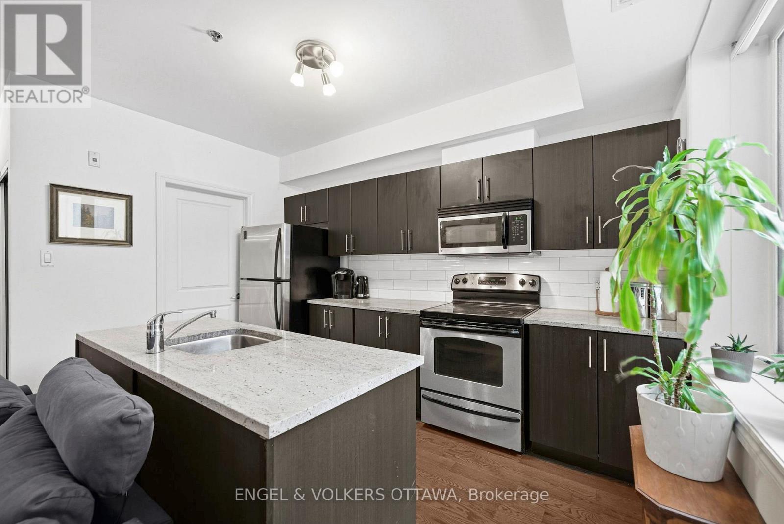 123 - 429 Kent Street