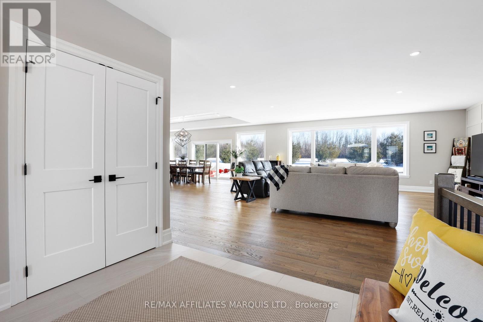 18150 St Laurent Boulevard