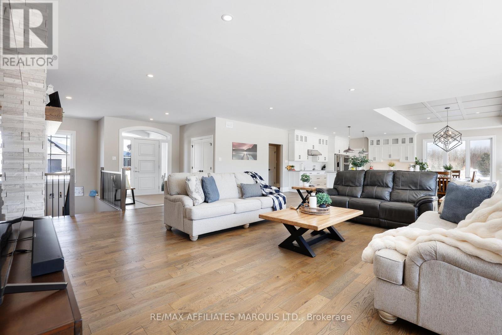 18150 St Laurent Boulevard