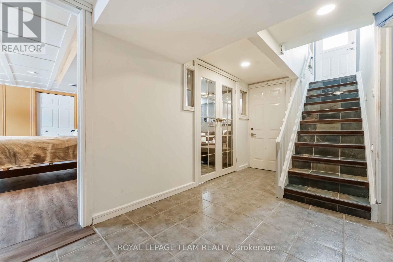 3322 Elizabeth Street