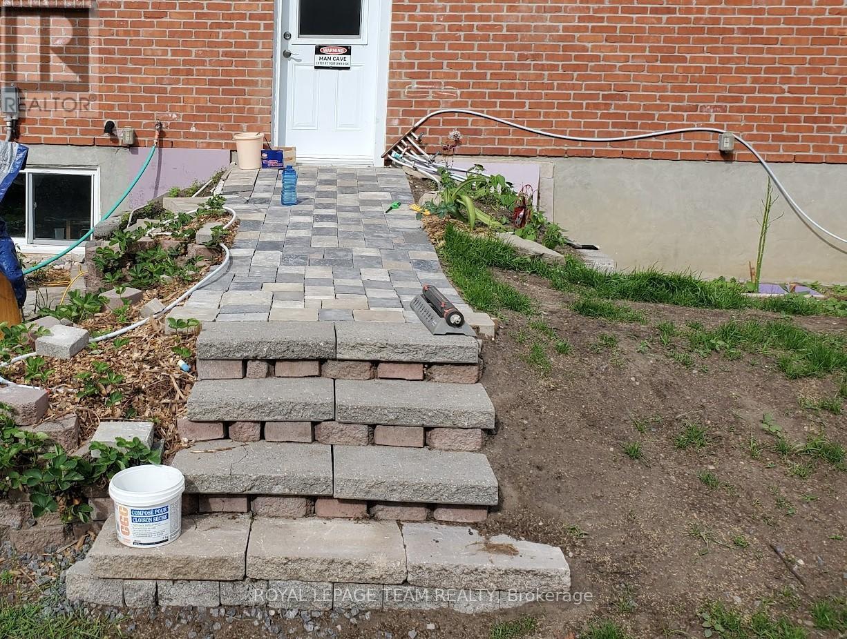 3322 Elizabeth Street