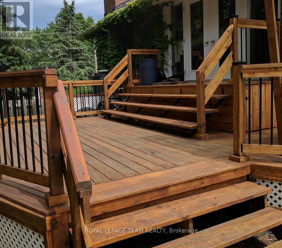 3322 Elizabeth Street