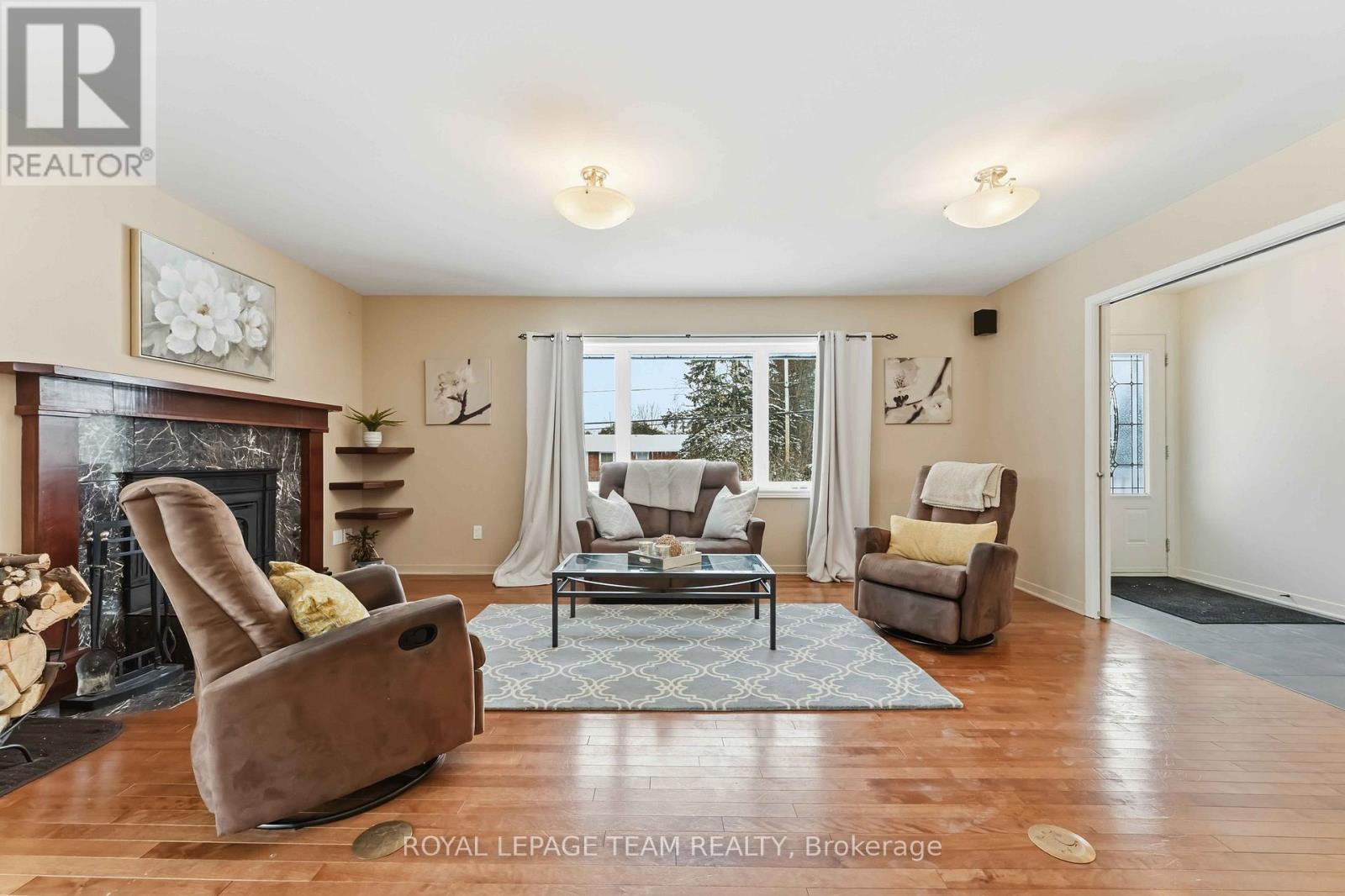 3322 Elizabeth Street