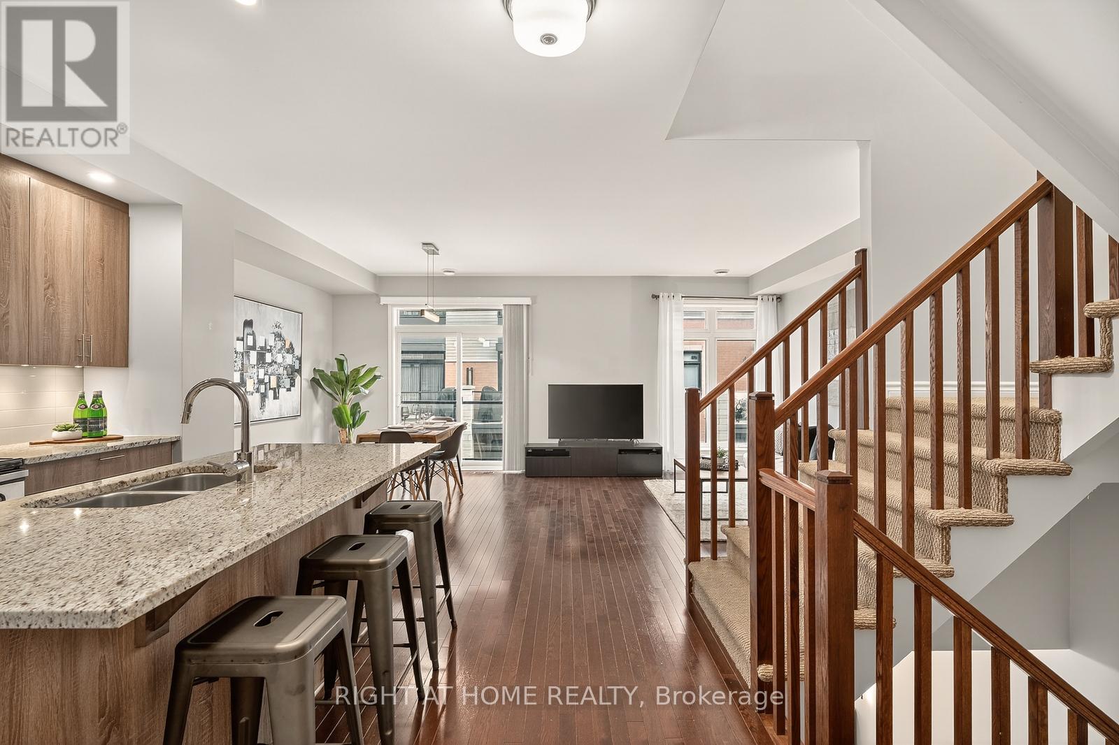 521 Chaperal Private N