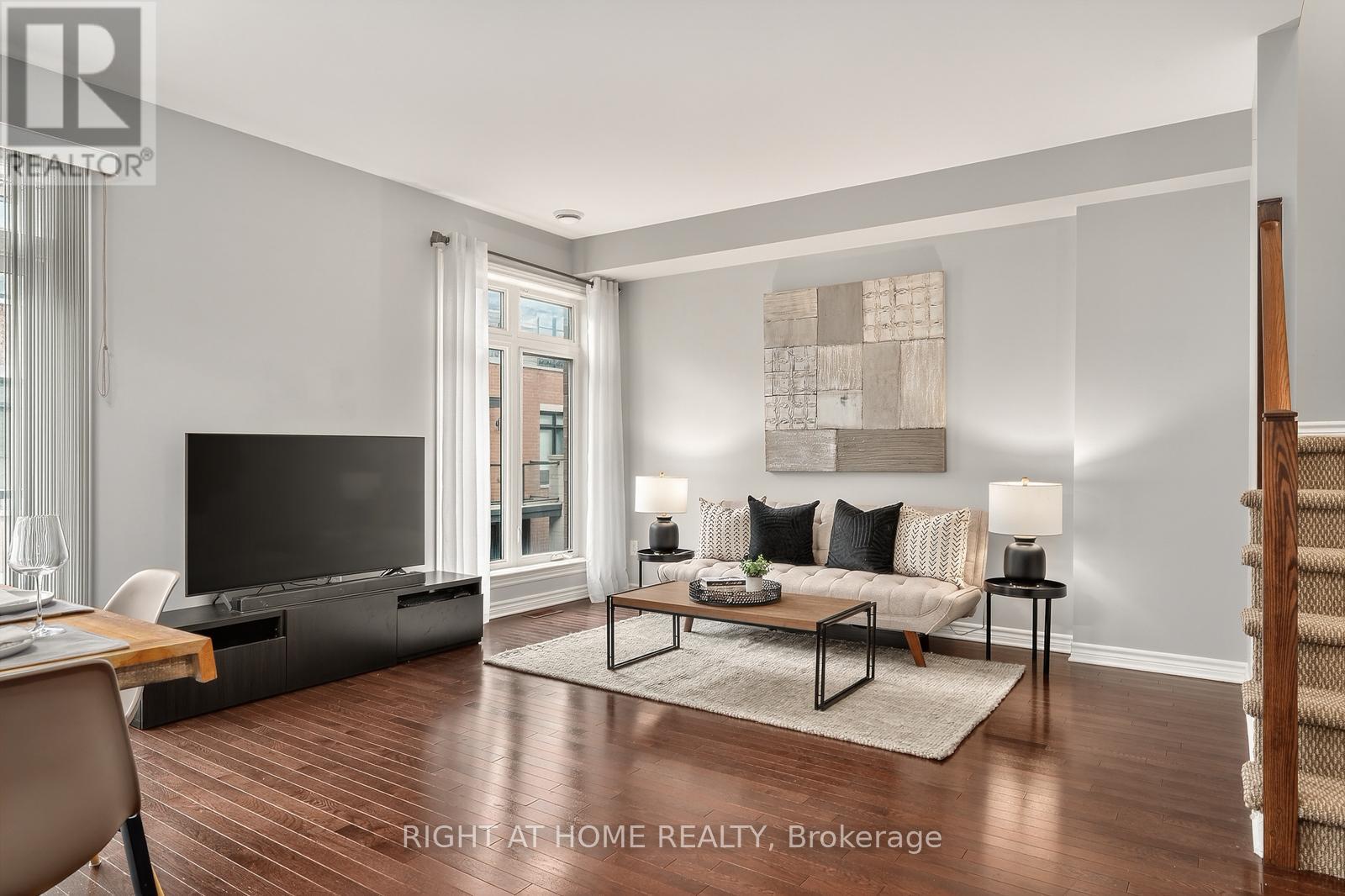 521 Chaperal Private N