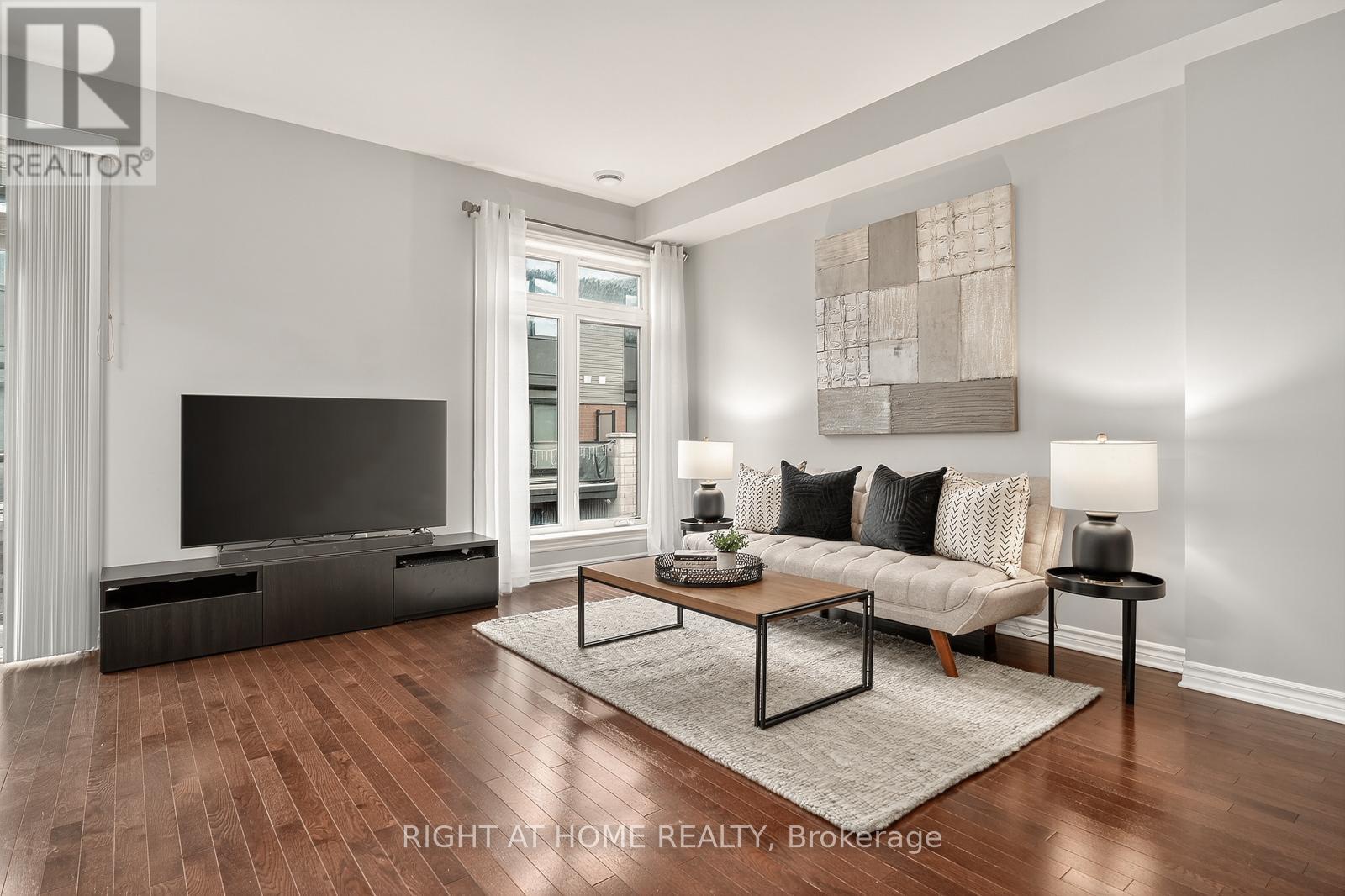 521 Chaperal Private N