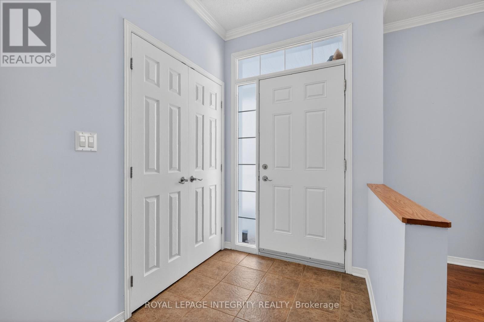 657 Country Trail Private