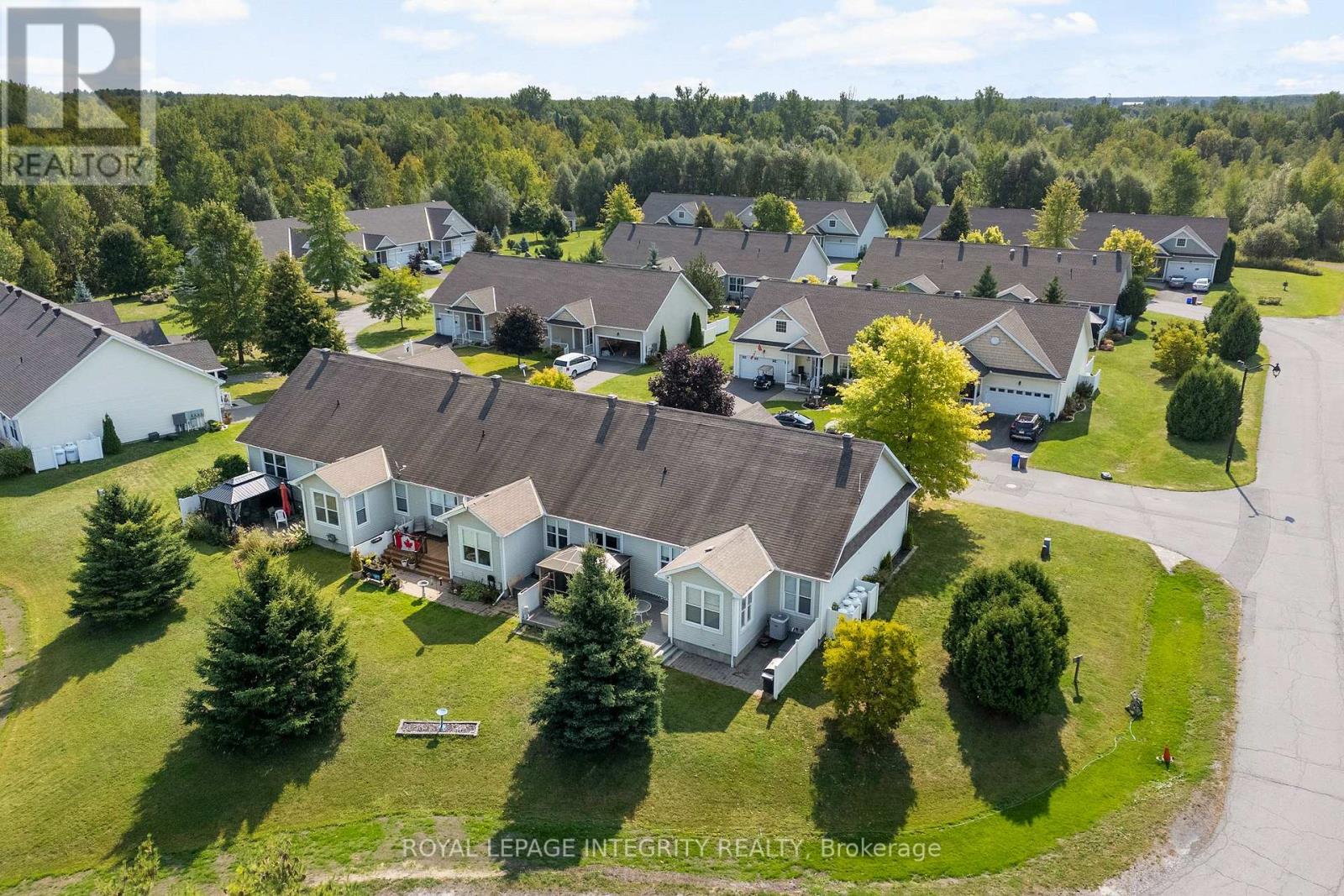 657 Country Trail Private