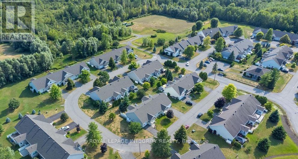 657 Country Trail Private