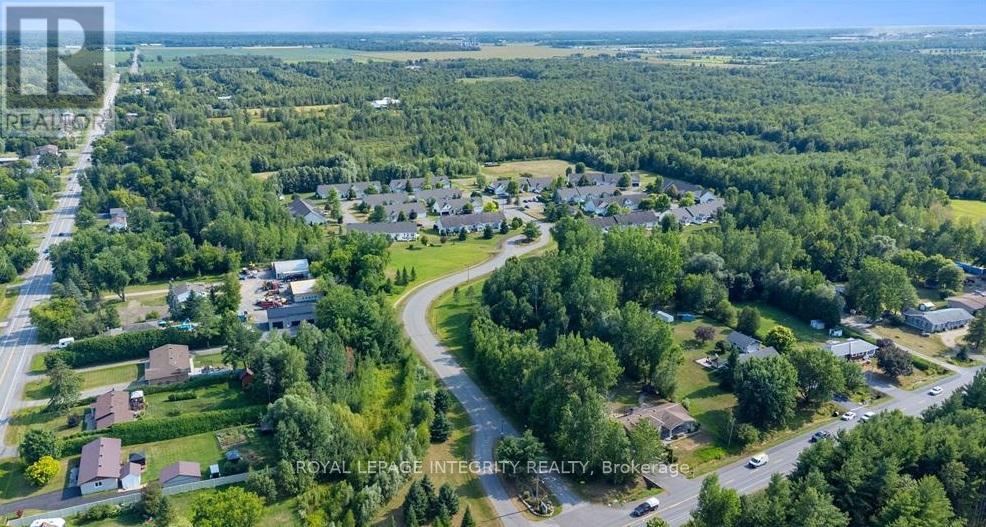 657 Country Trail Private