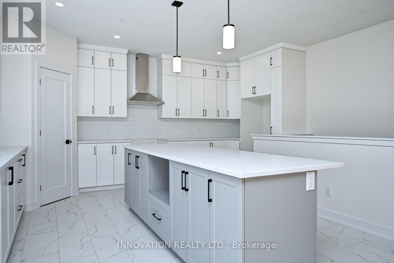 3249 Elizabeth Street