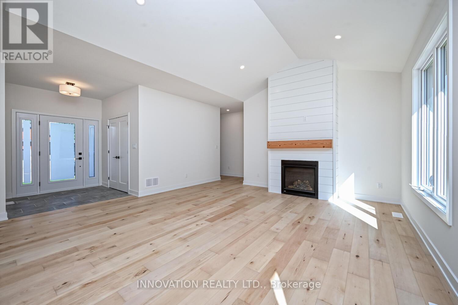 3249 Elizabeth Street