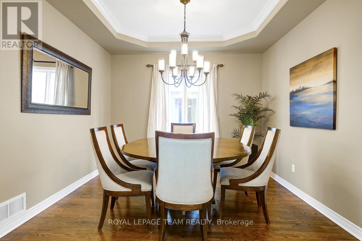 118 Oakfield Crescent