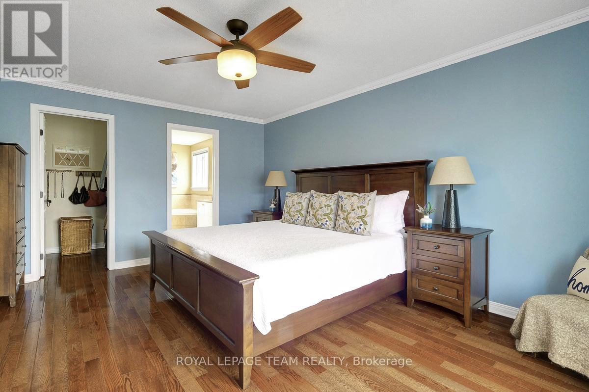 118 Oakfield Crescent