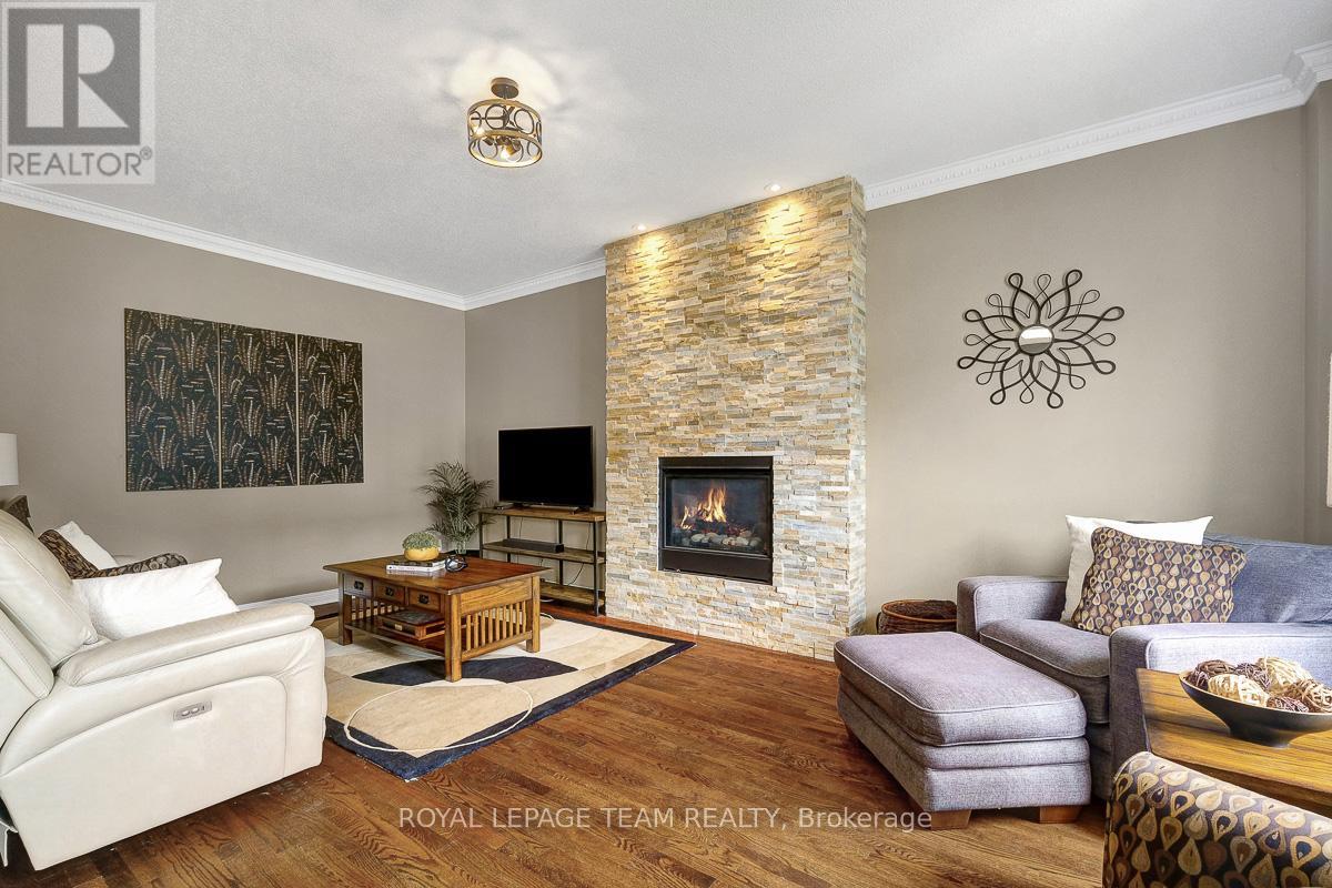 118 Oakfield Crescent