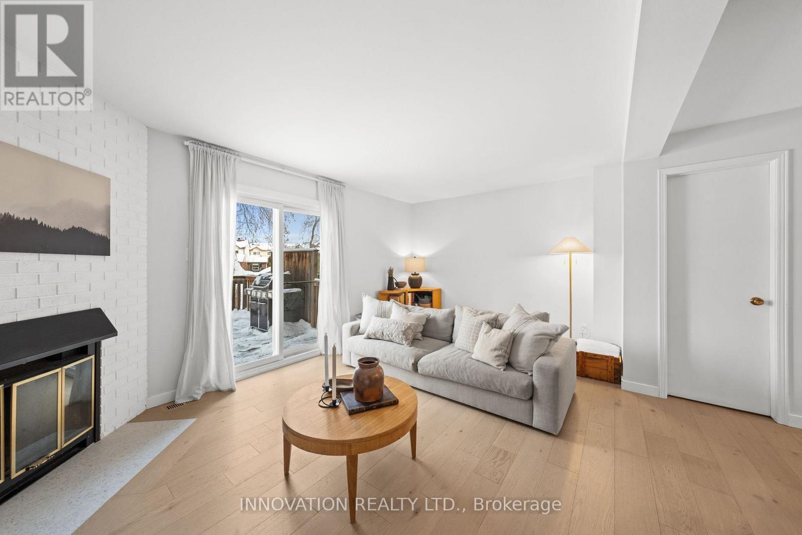 30 - 458 Sandhamn Private