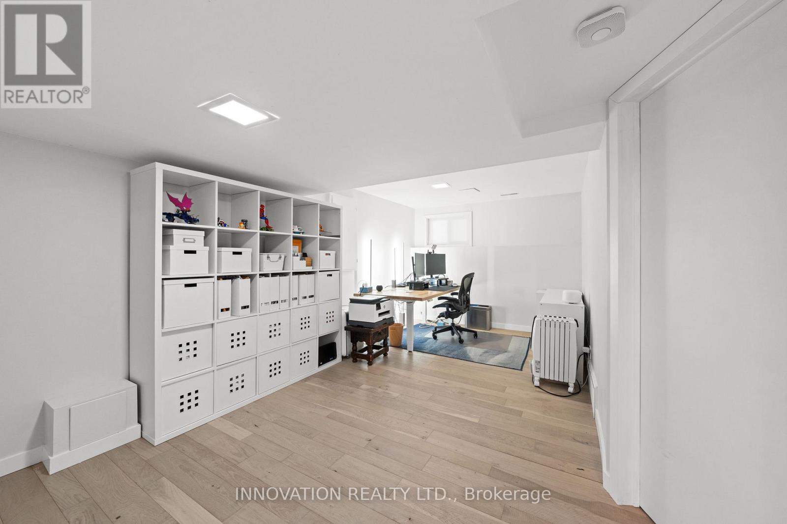 30 - 458 Sandhamn Private