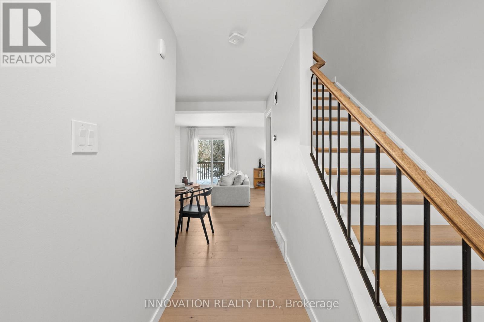 30 - 458 Sandhamn Private