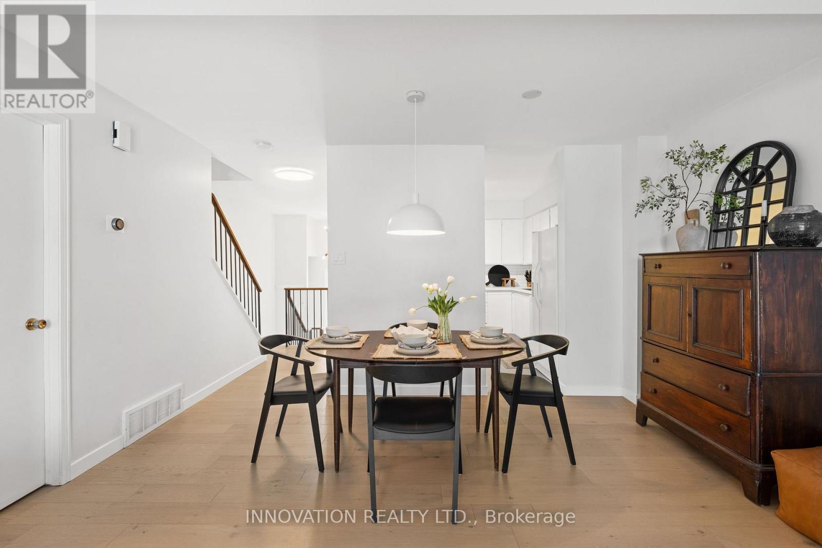 30 - 458 Sandhamn Private