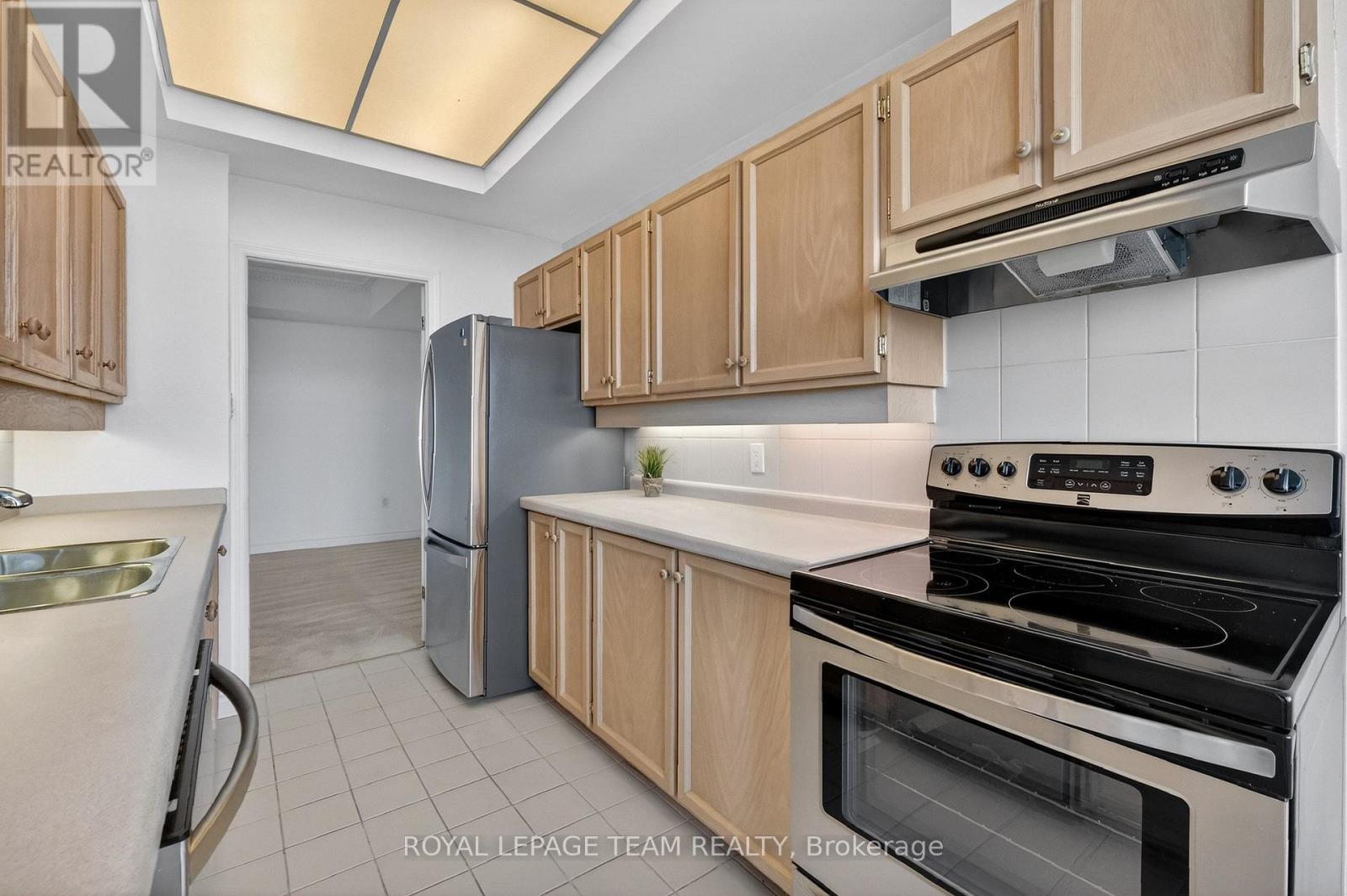 503 - 1480 Riverside Drive