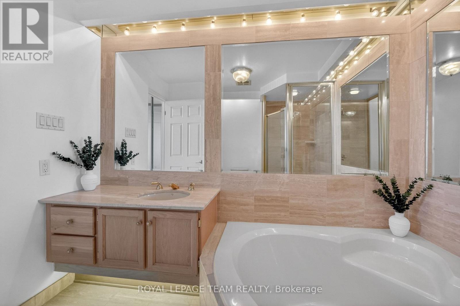 503 - 1480 Riverside Drive