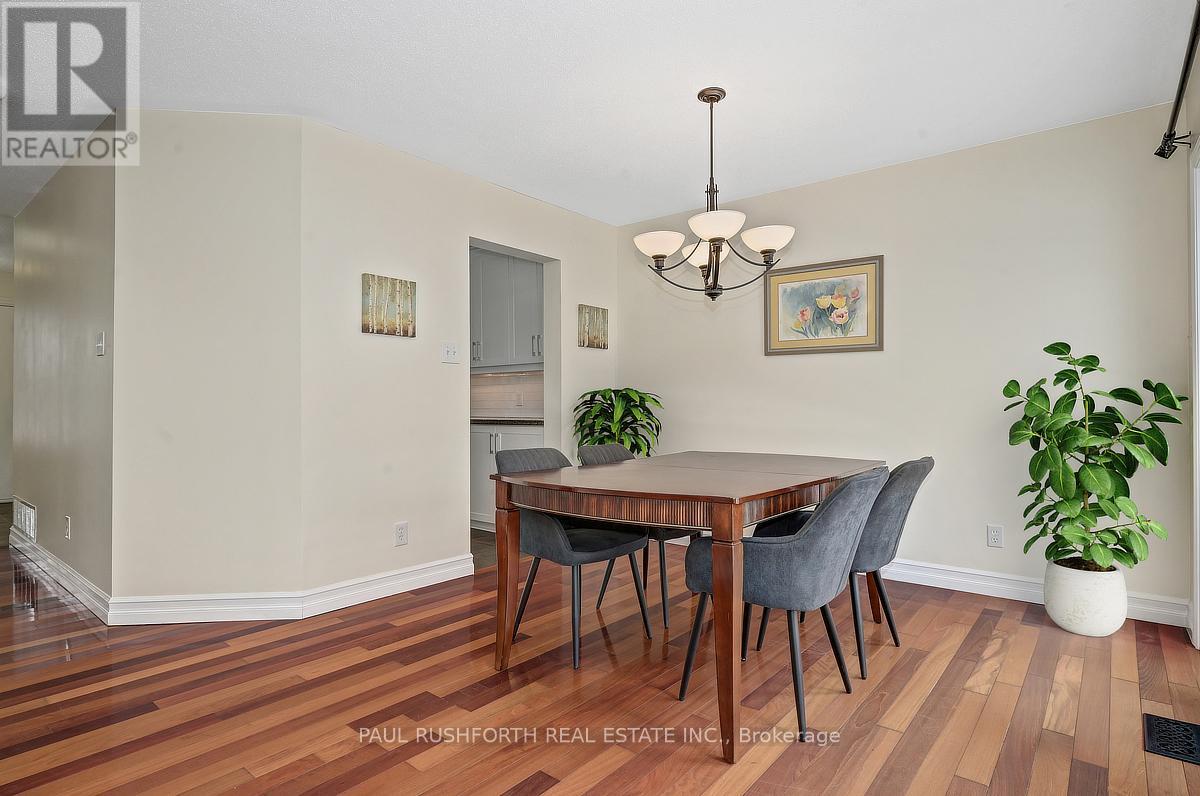 35 Stonepointe Avenue