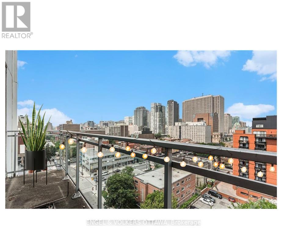 1112 - 138 Somerset Street W