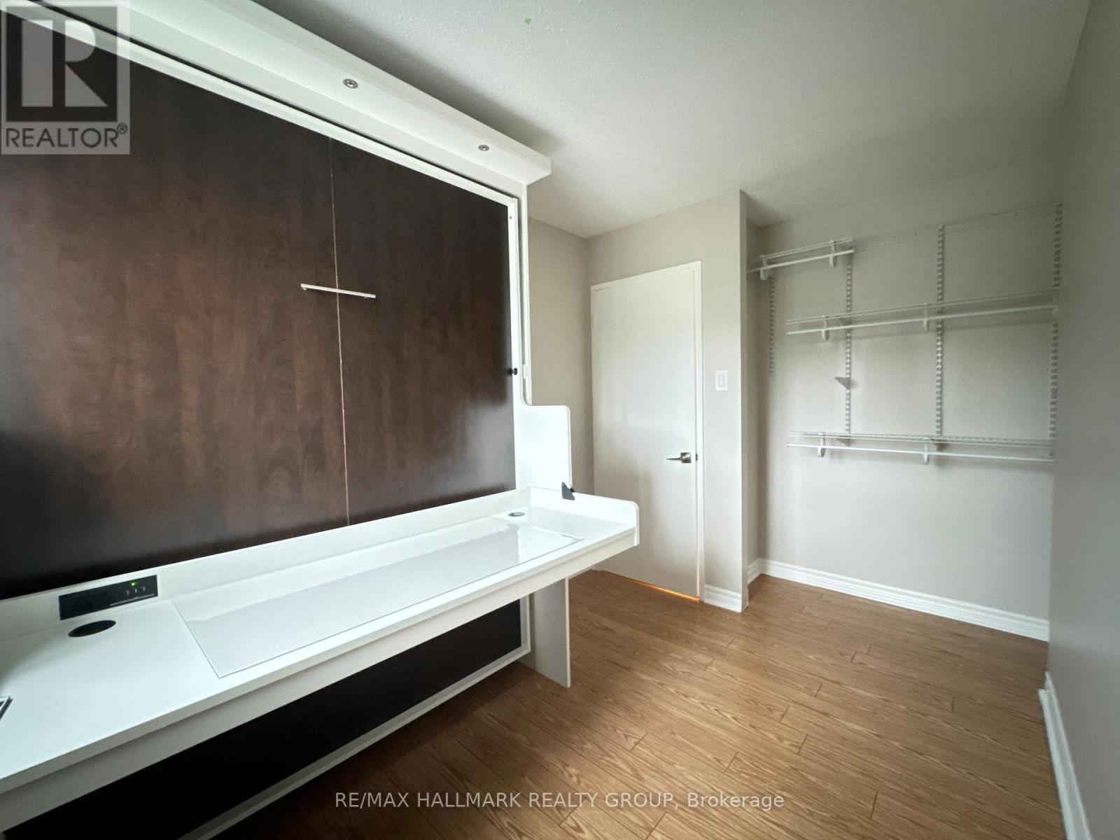 104 - 191 Parkdale Avenue