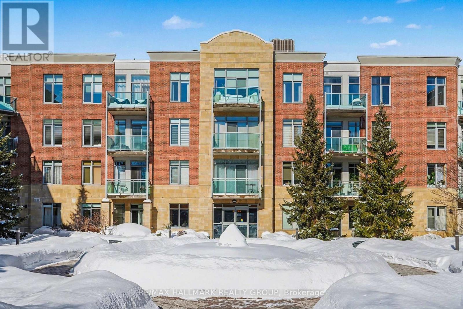 315 - 205 Bolton Street