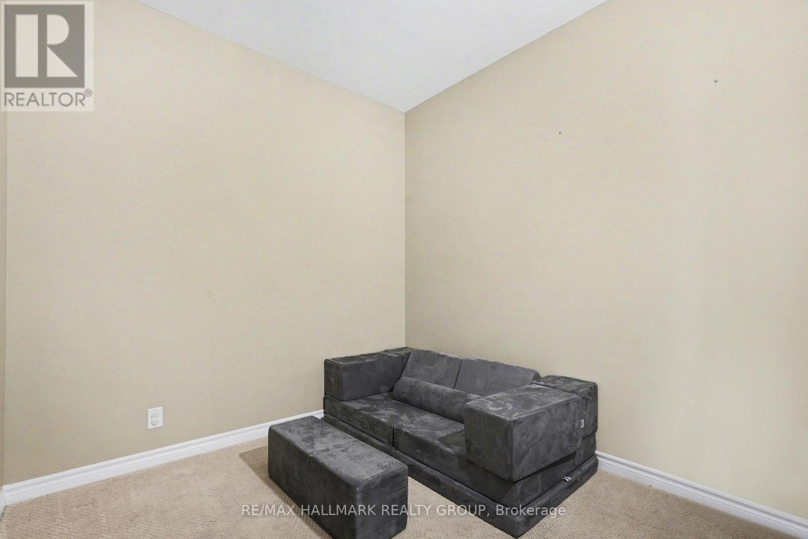 315 - 205 Bolton Street