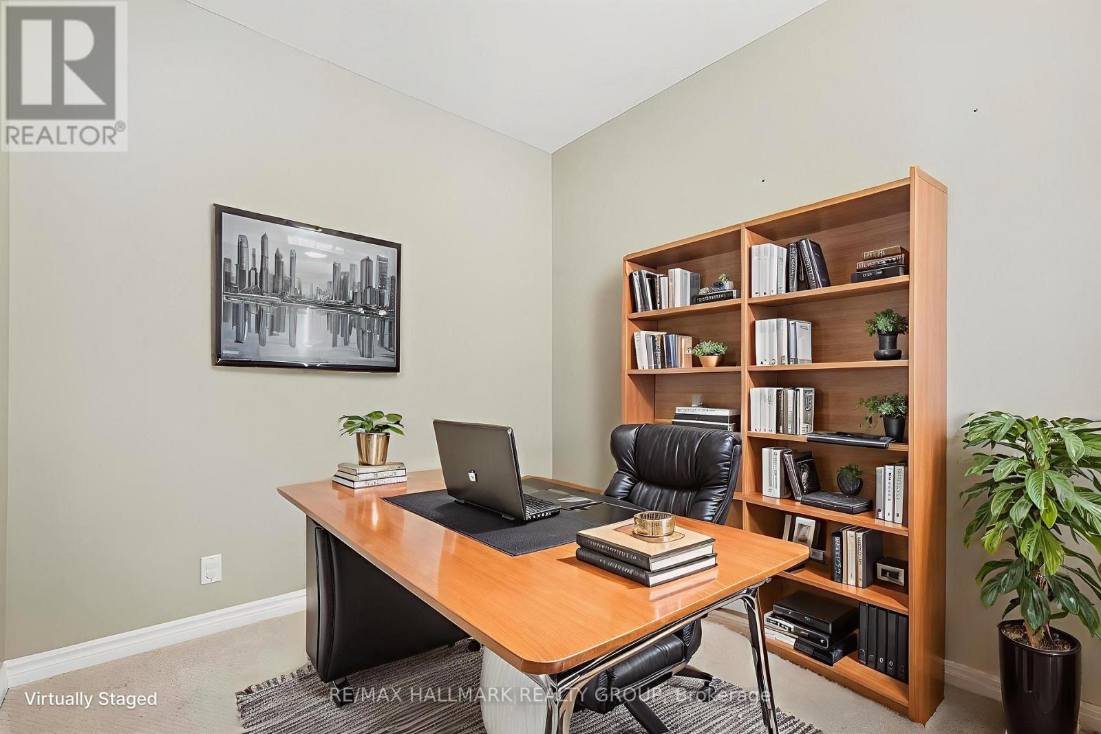 315 - 205 Bolton Street