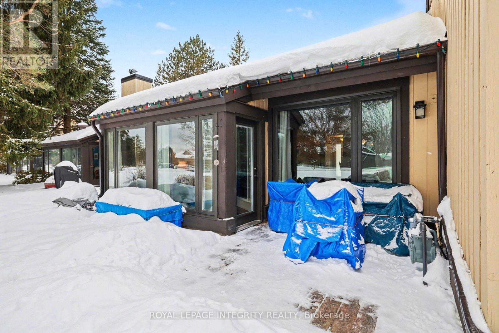 16 Pebble Beach Court