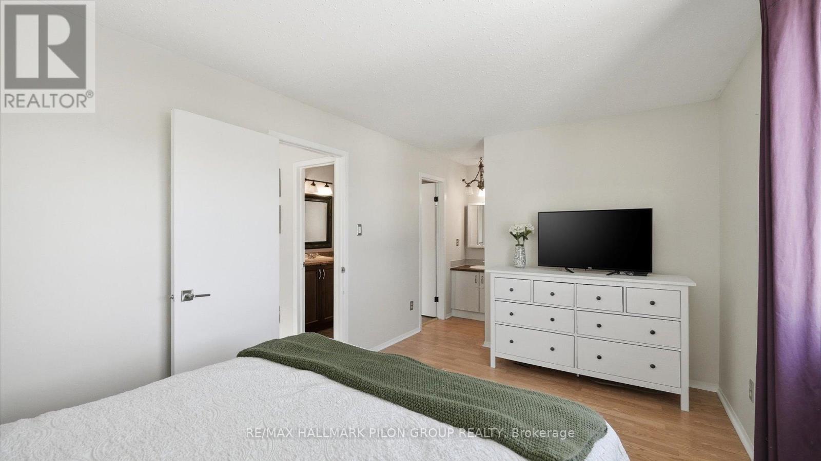 1853 Brousseau Crescent