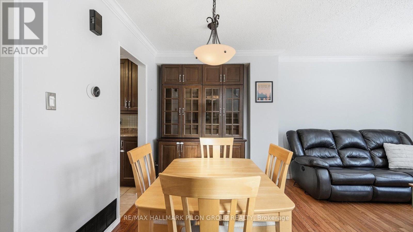 1853 Brousseau Crescent