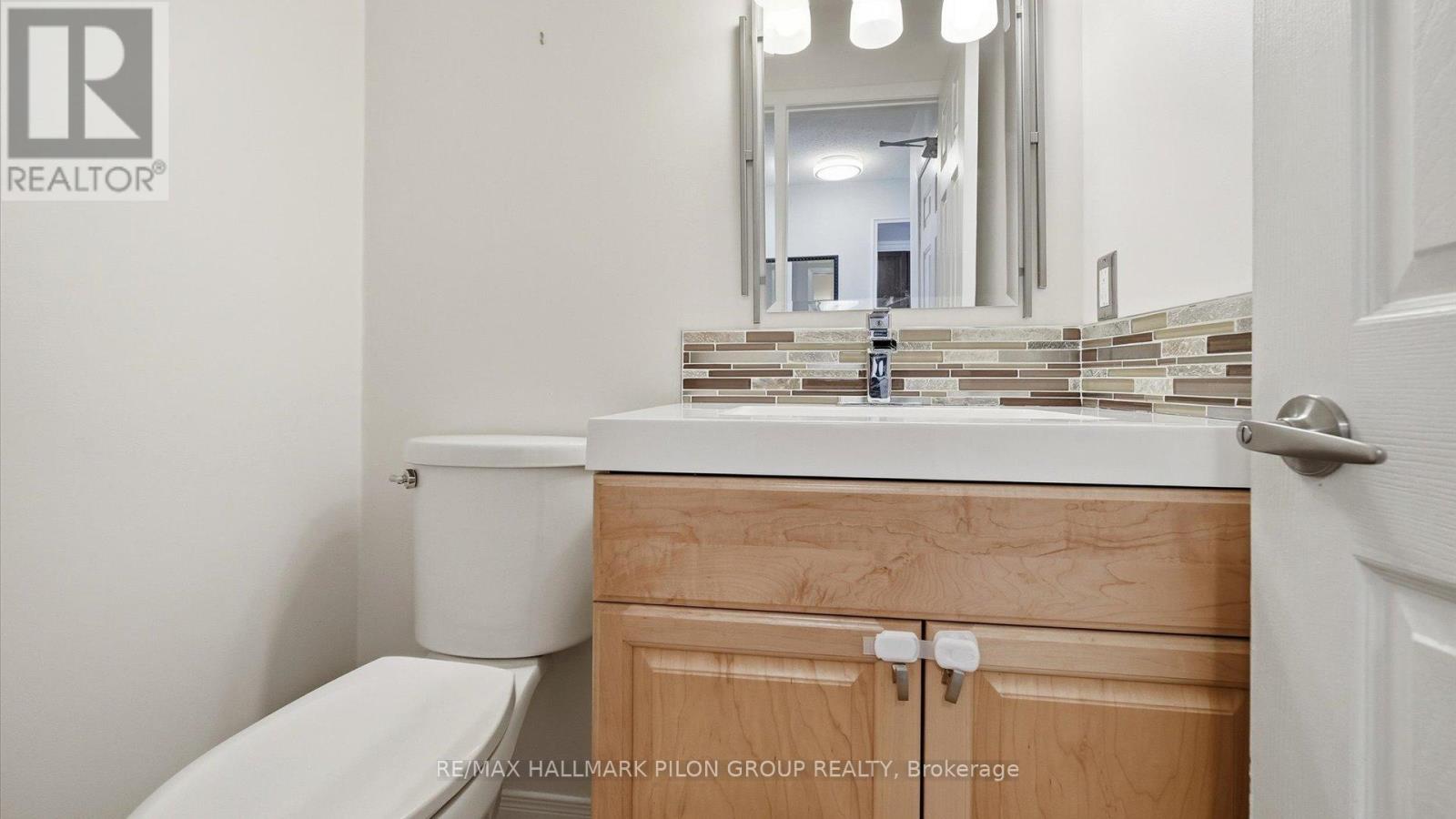 1853 Brousseau Crescent