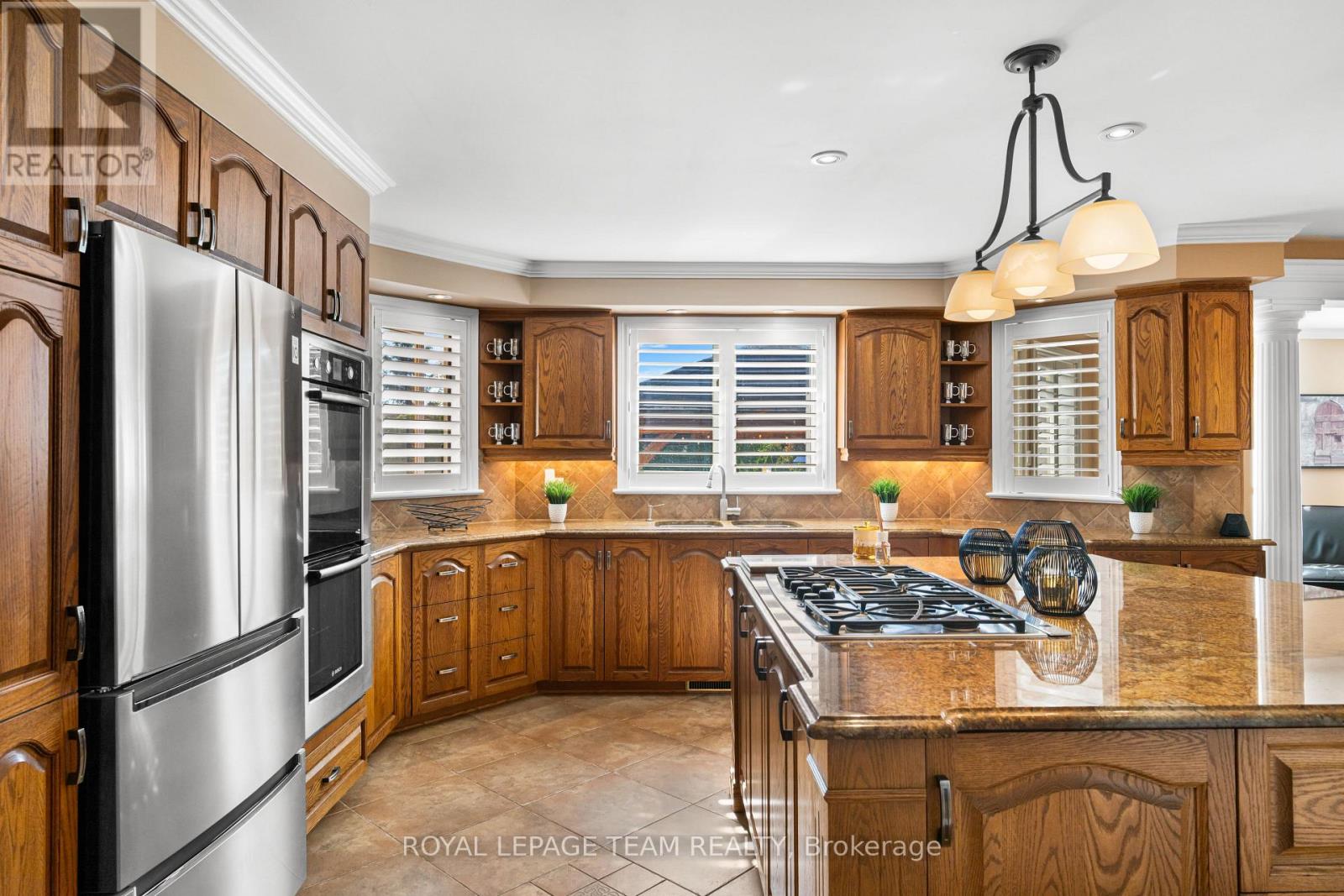 6501 Wellwood Street