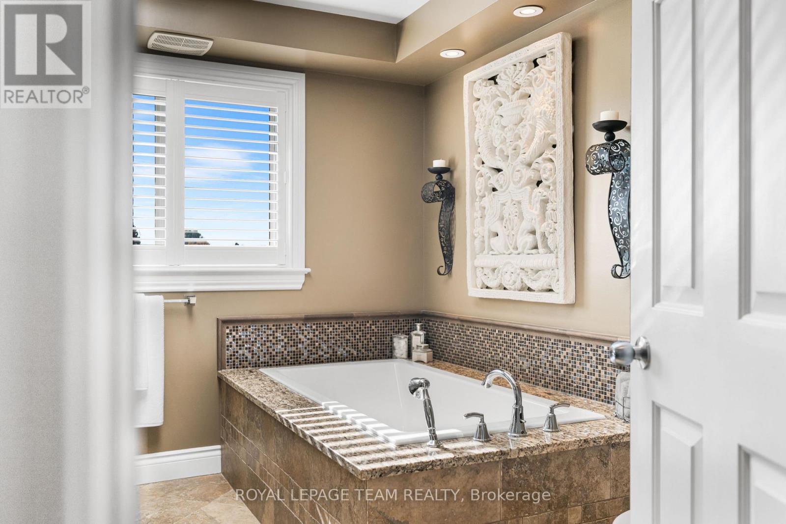 6501 Wellwood Street