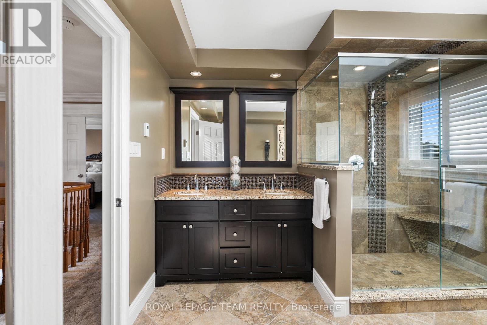 6501 Wellwood Street