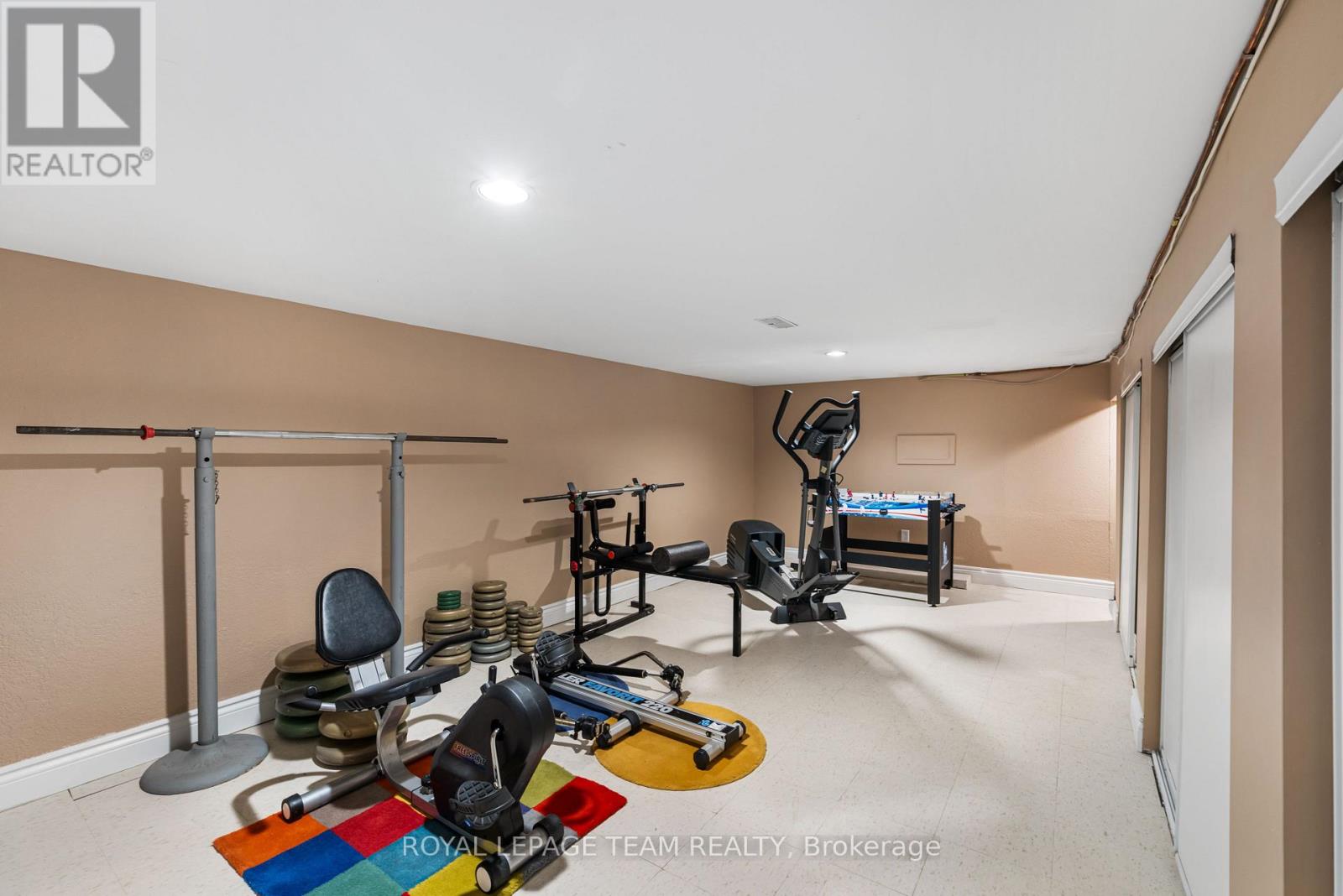 6501 Wellwood Street