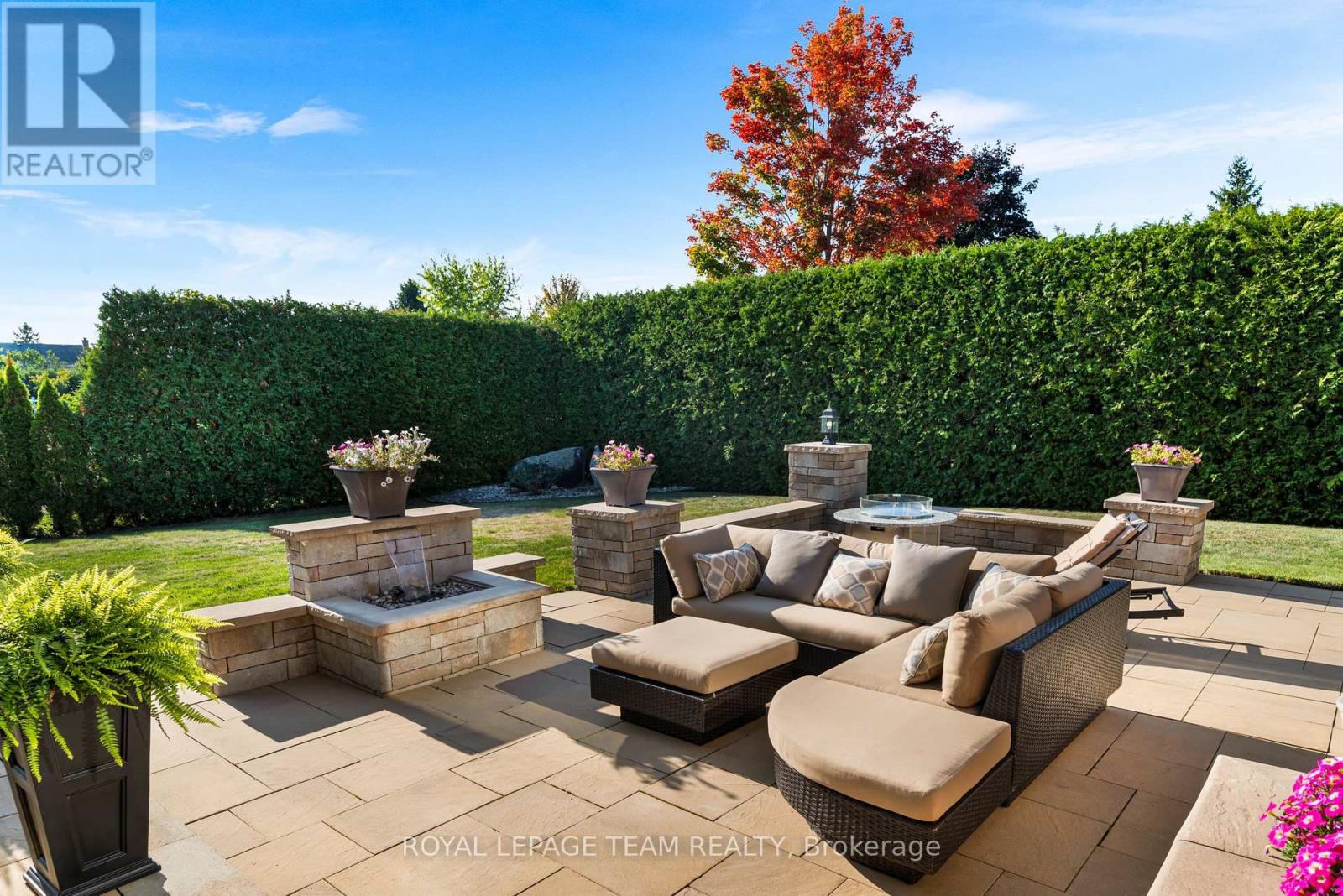 6501 Wellwood Street