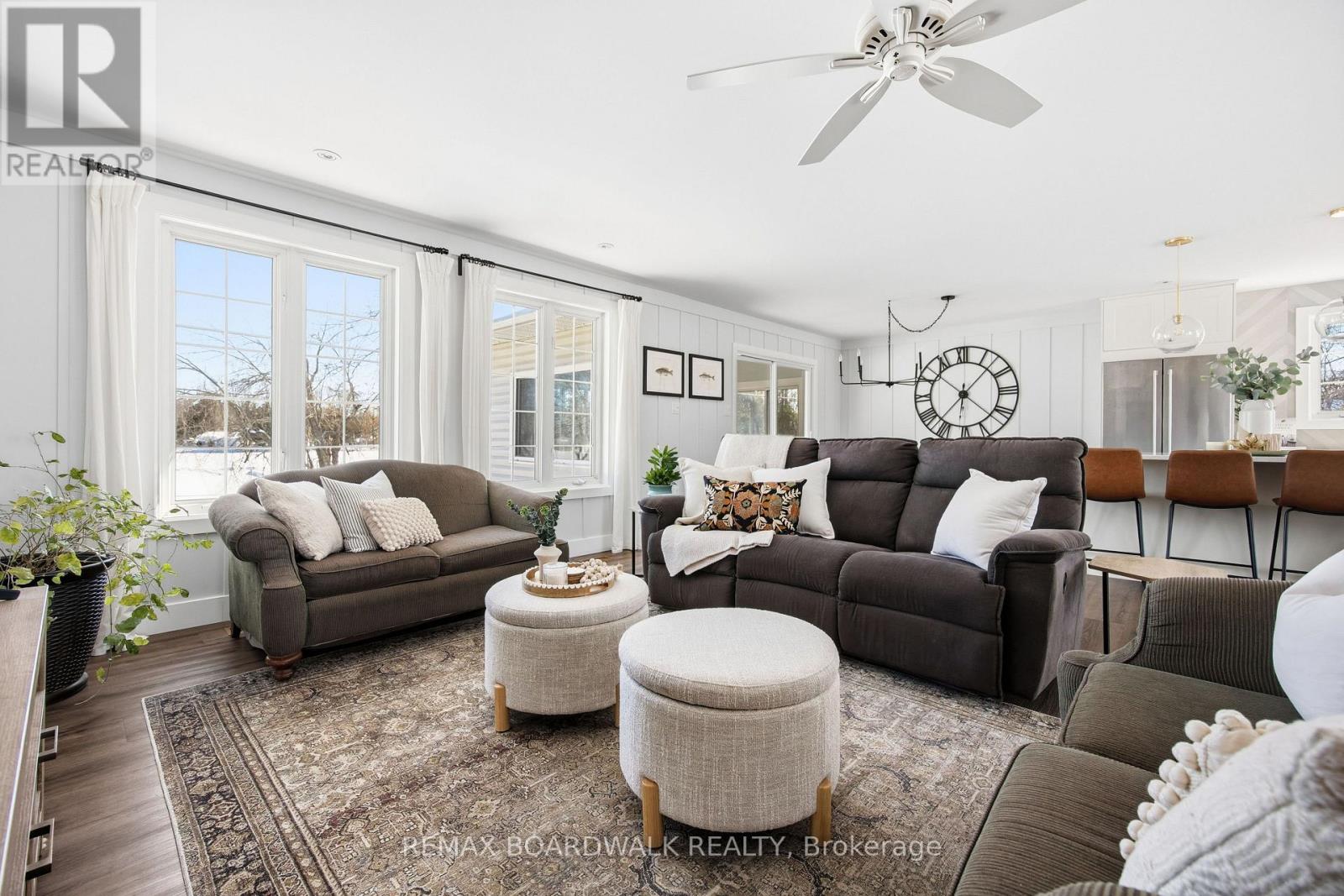 100 Mcculloughs Landing