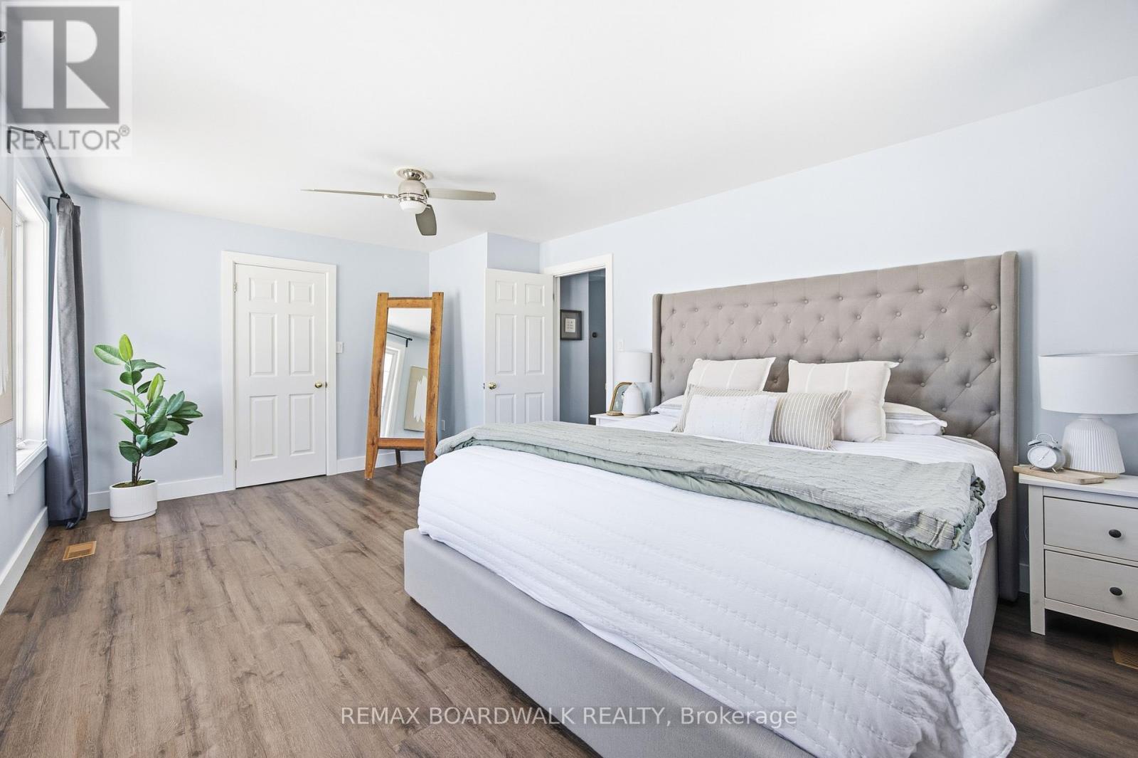 100 Mcculloughs Landing