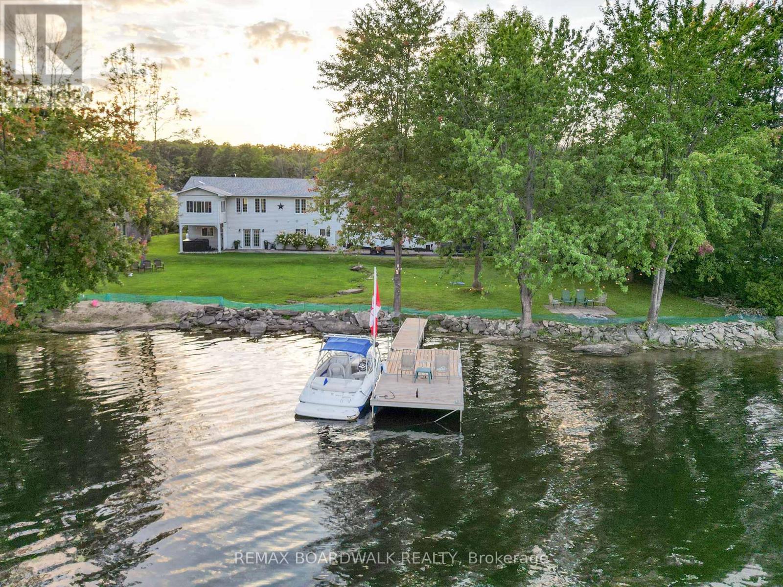 100 Mcculloughs Landing