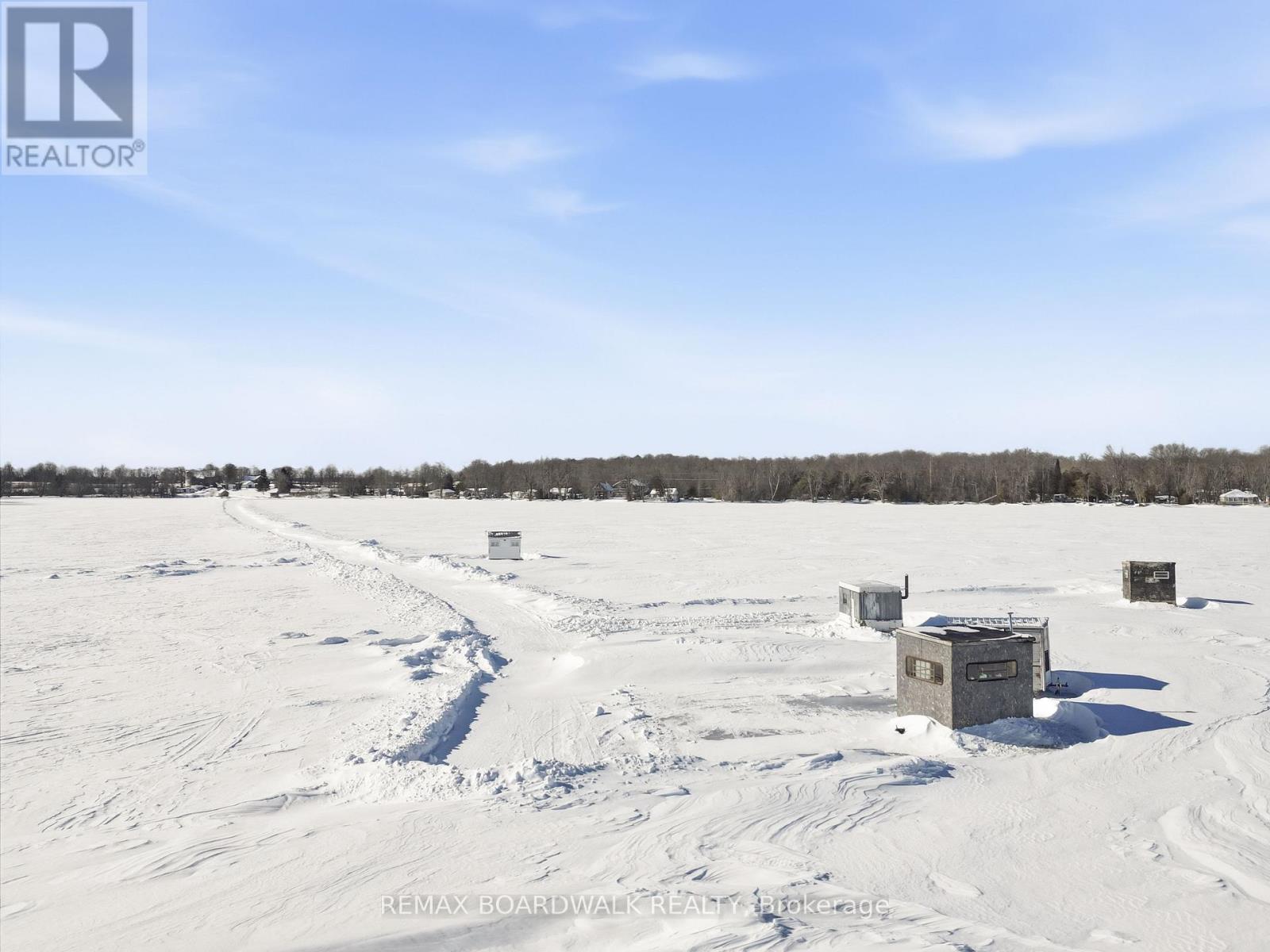 100 Mcculloughs Landing