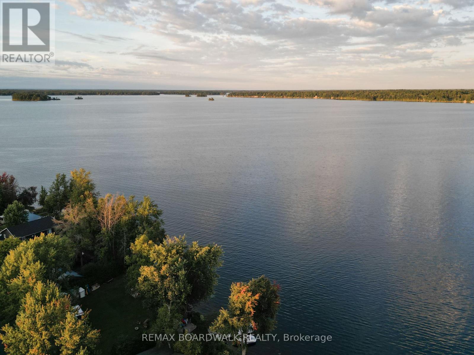 100 Mcculloughs Landing