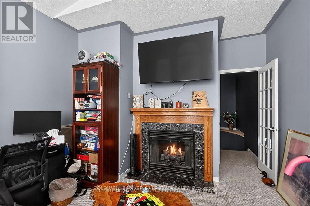 43 Daventry Crescent