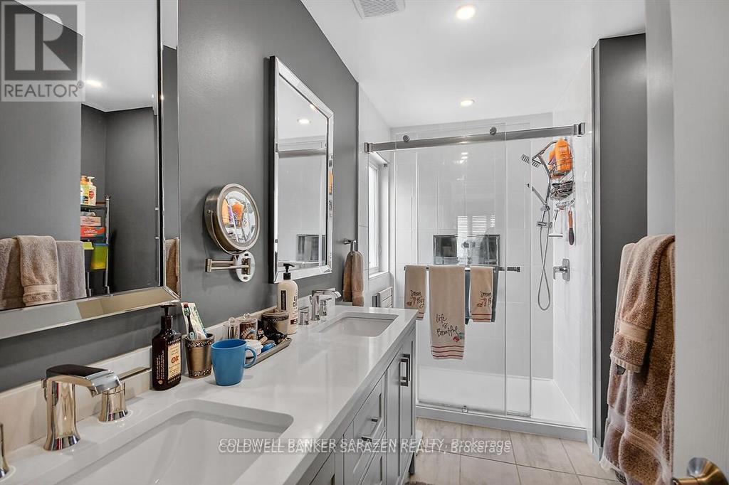 43 Daventry Crescent